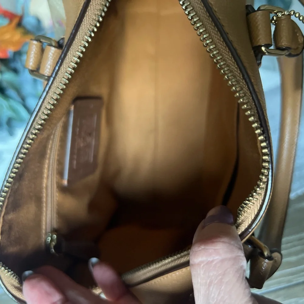 Coach Signature Canvas Floral Print Beige Brown Satchel Crossbody strap EUC - Picture 9 of 13